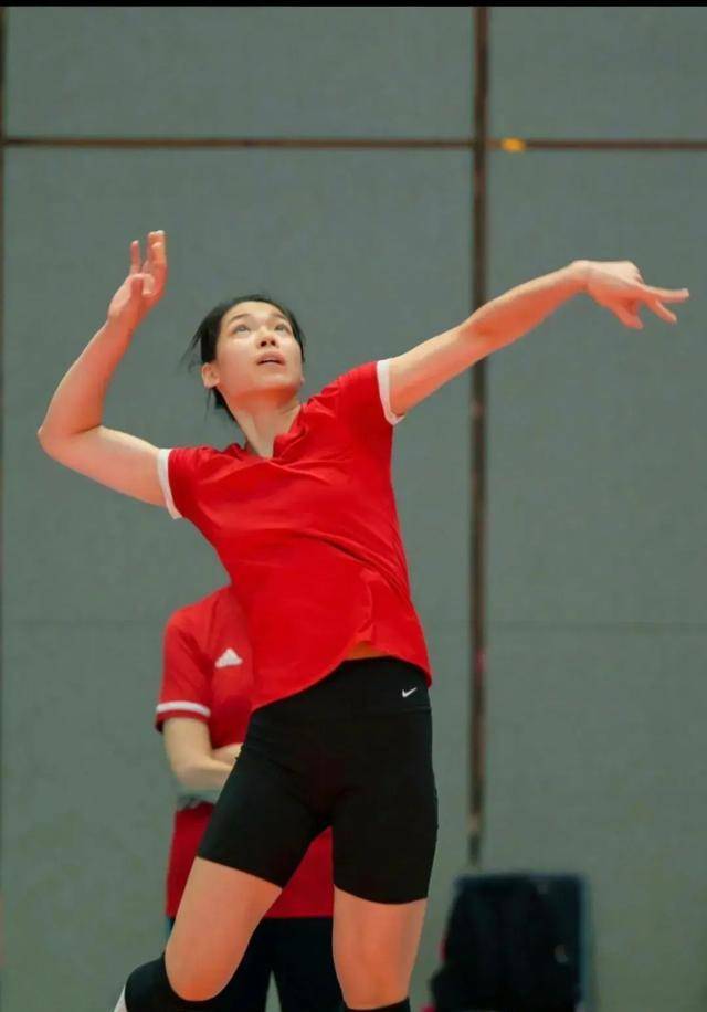 中国女排巴黎奥运名单仅剩两席,澳门站考核朱婷,张常宁和吴梦洁