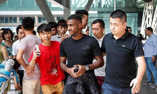 球迷对穆里奇的期待源自于他在加盟广州恒大四年间取得的辉煌成就