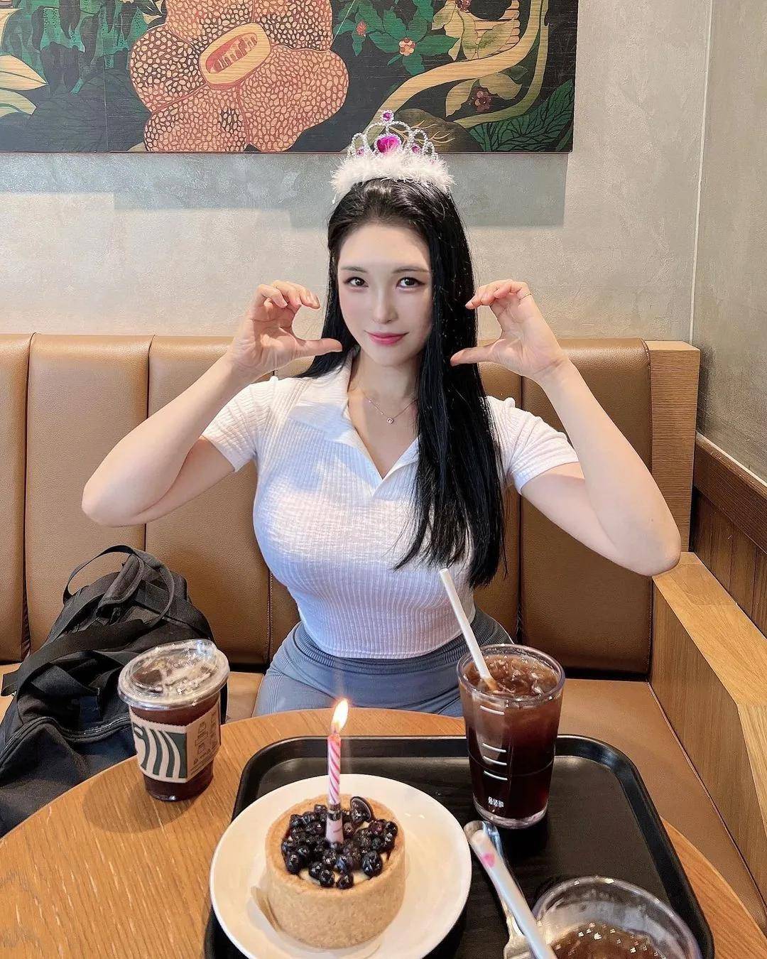 绝顶身材合集(一个人的时候在看)