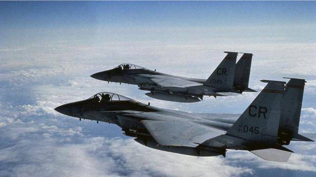 同样是重型战斗机,为什么f15热销海外,f14却无人问津?