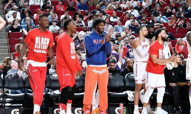 nba转会传闻:保罗-乔治或加盟76人,四支球队展开复杂四方交易!