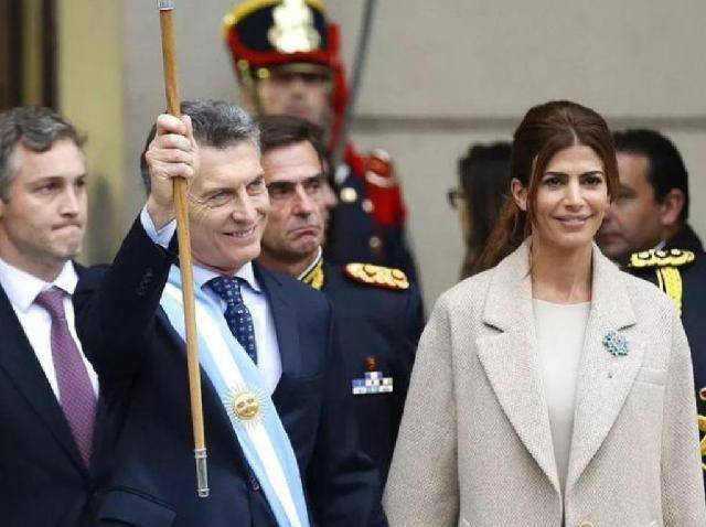 闪婚闪离迷倒伯爵,三婚带娃嫁阿根廷总统,她的一生活成了传奇