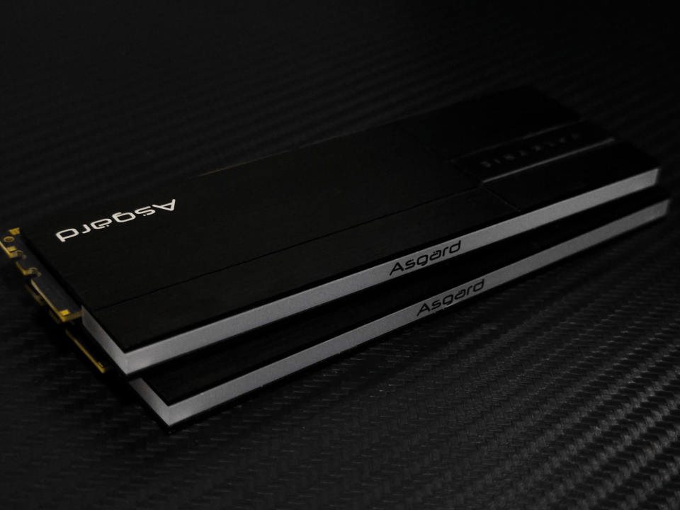 性能与美学极致融合:阿斯加特女武神Ⅱ代DDR5电竞内存实测揭秘!