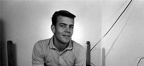 根据兰迪事后回忆,当他坚持到144个小时时,同样出现了易怒的症状,他