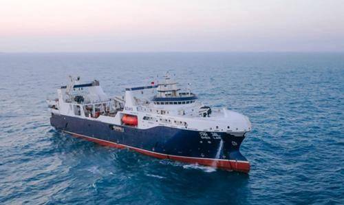 1996年一艘远洋渔船上,船员怒杀船长,引得韩国总统亲自下场辩护