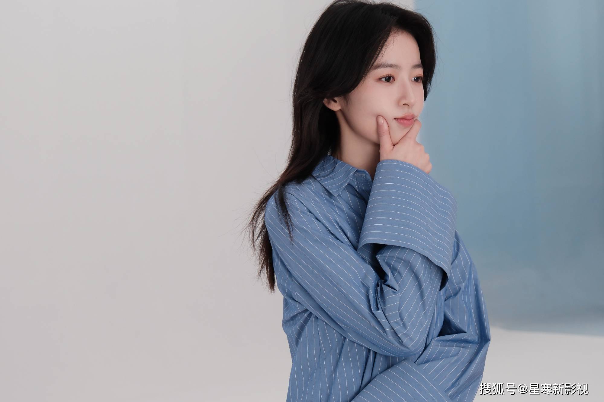 周雨彤_迪丽热巴_影片