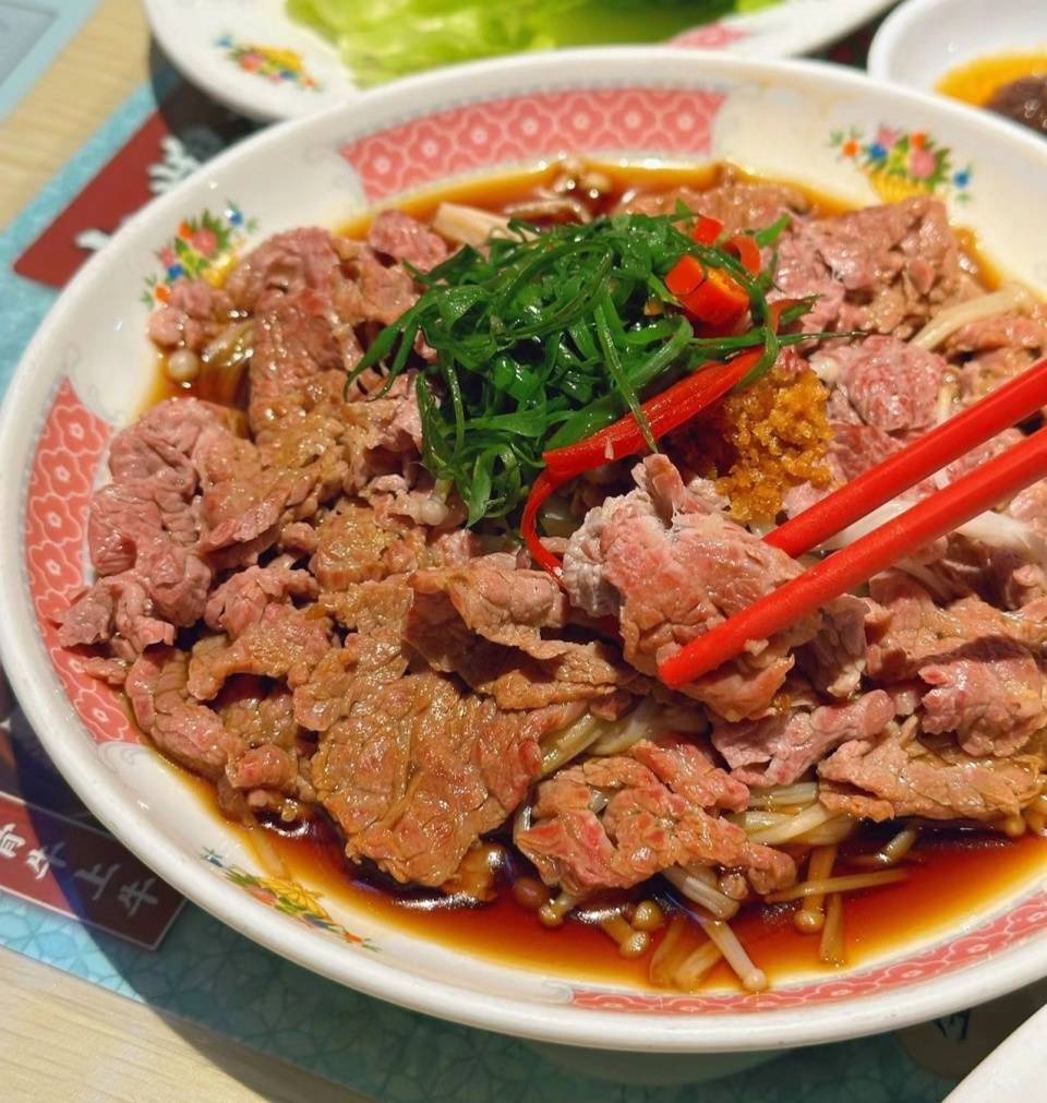 细记港九宵夜大牌档|新天地的味蕾狂欢,港式美食的经典之选