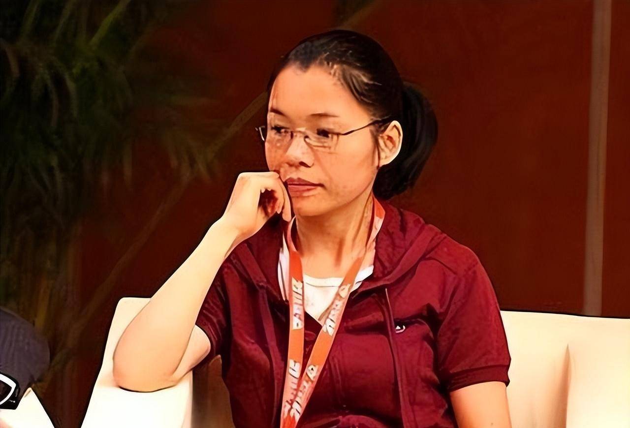 她18岁辍学打工,再战高考进了北大,用1000元创业7年后身家5亿