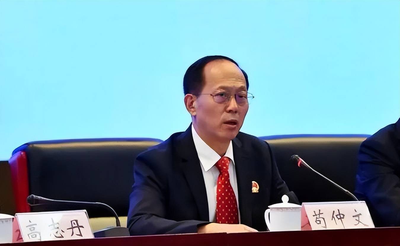 一查到底!李铁案新进展,大鱼浮现水面,级别刷新体坛纪录