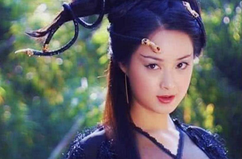 除了此类带有故事情节的作品,《聊斋志异》中还有单纯记述人物生平,如