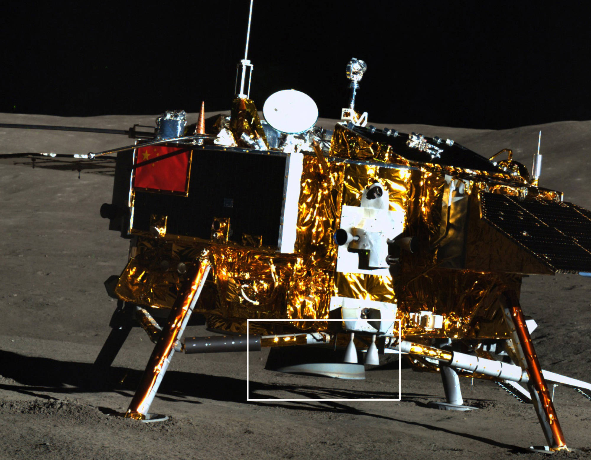 嫦娥六号的惊险登月:16道激光同时射向月球,百米悬停,瞬时扫描