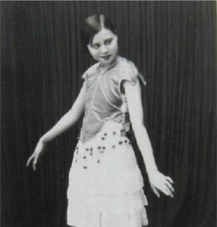 逝世后,一年挥霍掉近亿遗产,90多岁和儿子住养老院_中国_黎锦晖_女儿