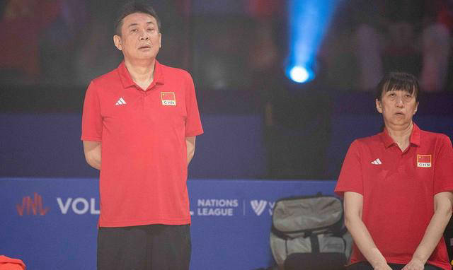 中国女排应如何应对强队挑战:换将重选,淘汰关键球员_蔡斌_比赛_王云