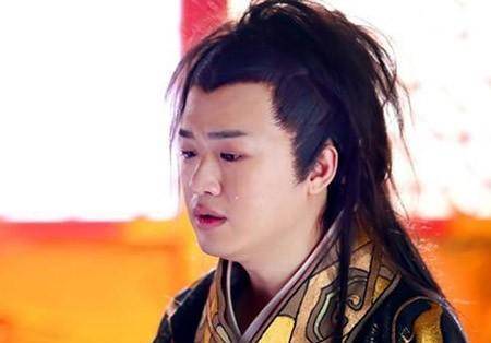 权臣扶立3位皇帝执政20年,女儿和外孙女都是皇后,死后却被灭族