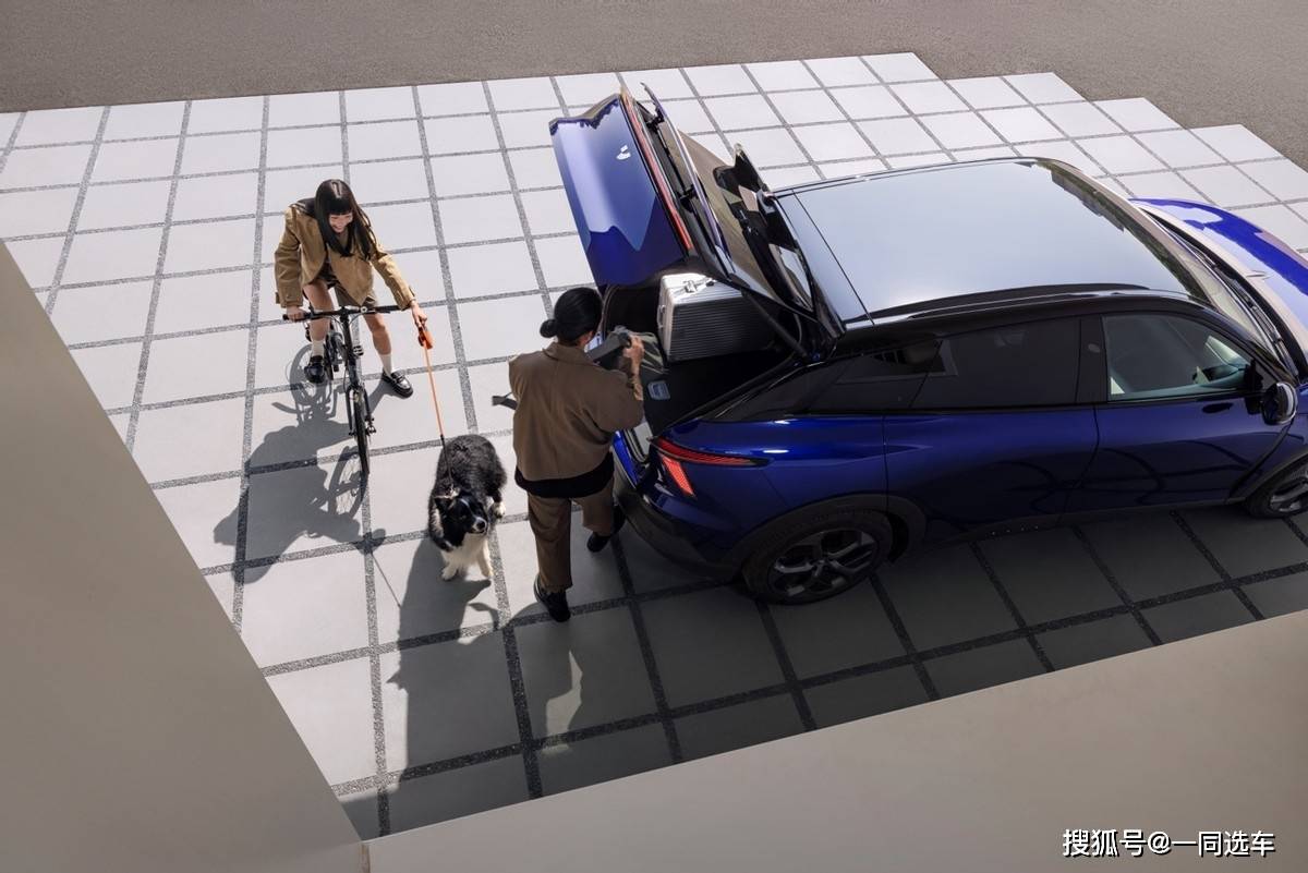 极越01 Max 长续航版上市,售价24.99万,标配100kWh电池_搜狐汽车_搜狐网