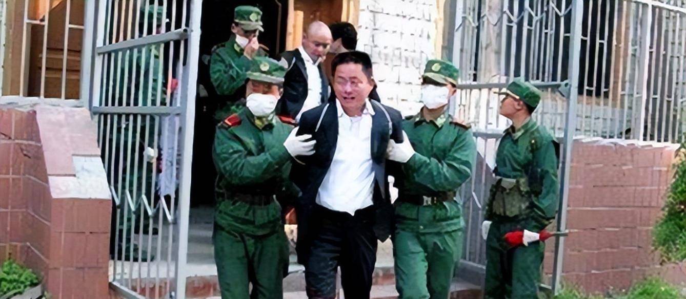 郑州"黑道教父"宋留根:曾带小弟剿灭浙江黑帮,被捕时垂头不语
