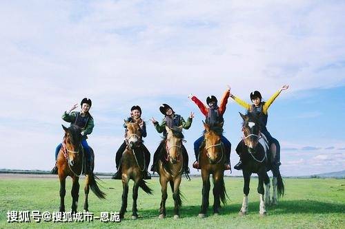 夏季去内蒙古旅游随团游玩的行程有哪些推荐的?