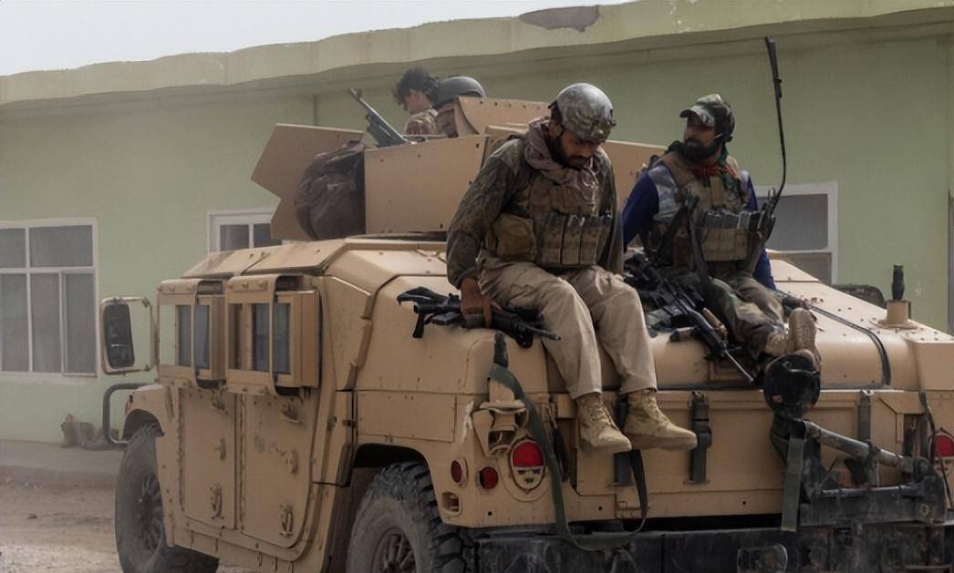 2013年,巴基斯坦塔利班袭击11人登山队,仅一名中国退役武警脱险