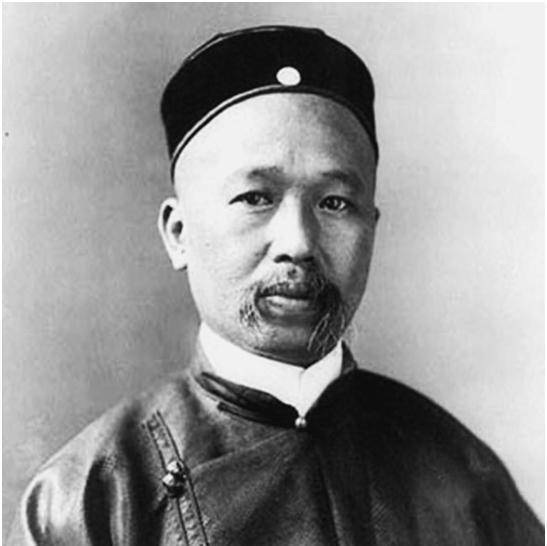 人:ps和皇帝的合影照,伪造圣旨,拿到国外骗吃骗喝_康有为_梁启超_事情