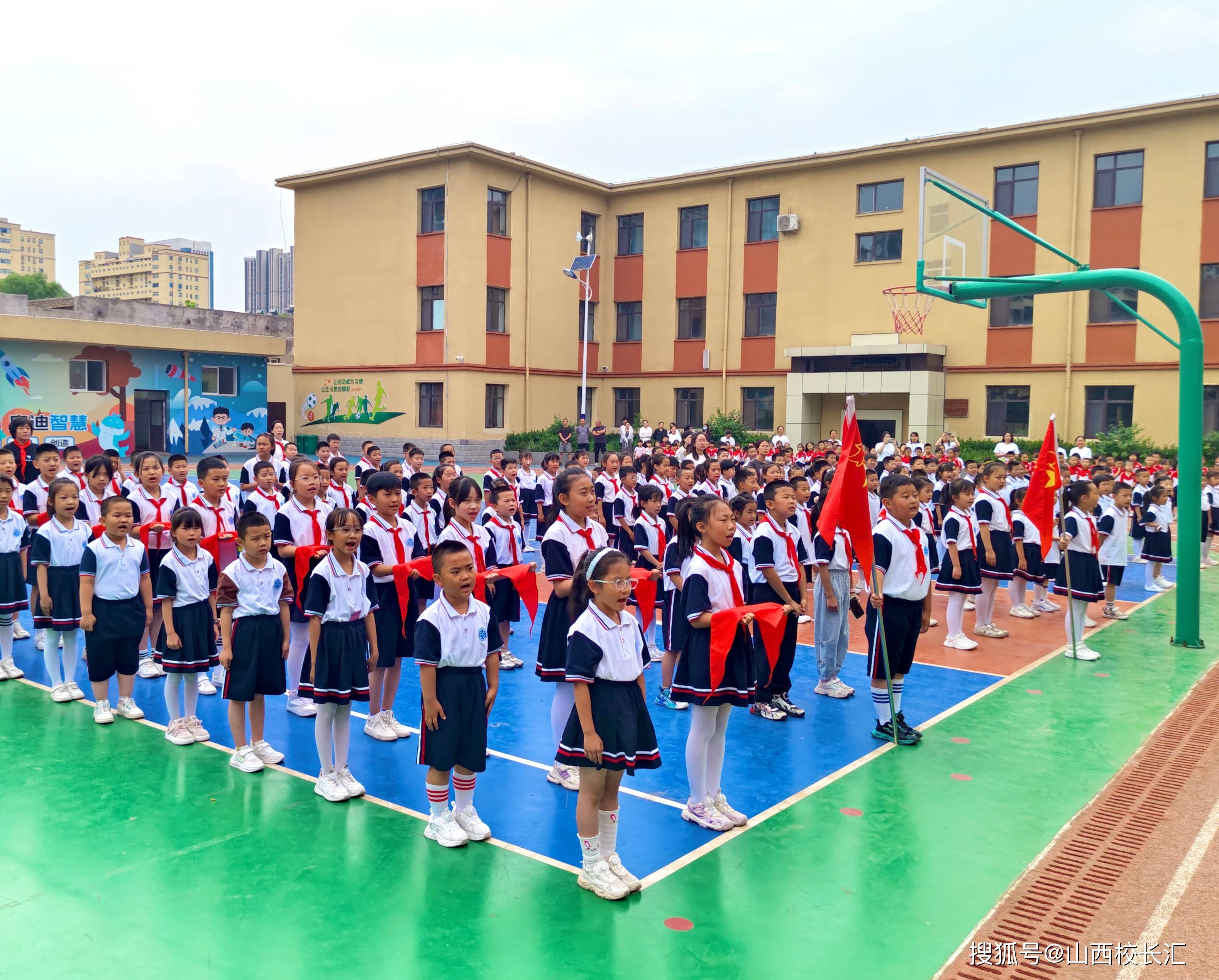 孝义市府西街小学图片