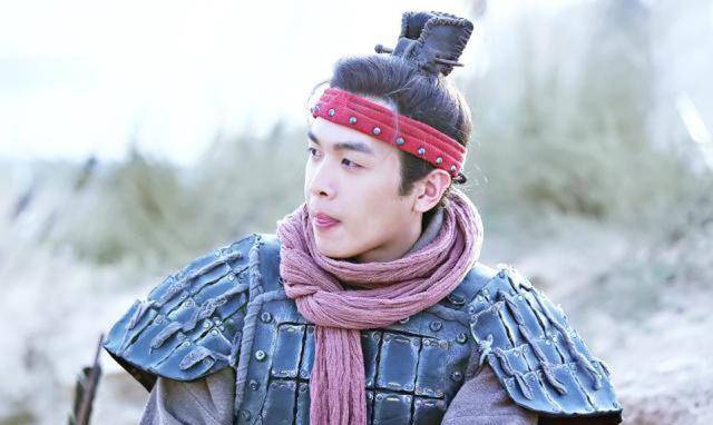 皇帝送来10车肉,霍去病放着臭掉也不给士兵吃,26年后才知多高明