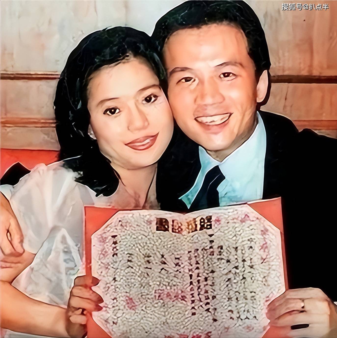儿子进精神病院却怪前女友?窒息母亲狄莺,还在为自己的错找借口