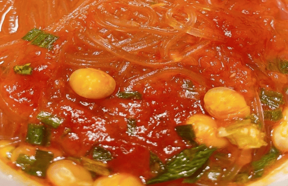 然而,乂口粉却打破了这个局限,精心打造出六种特色口味米粉.