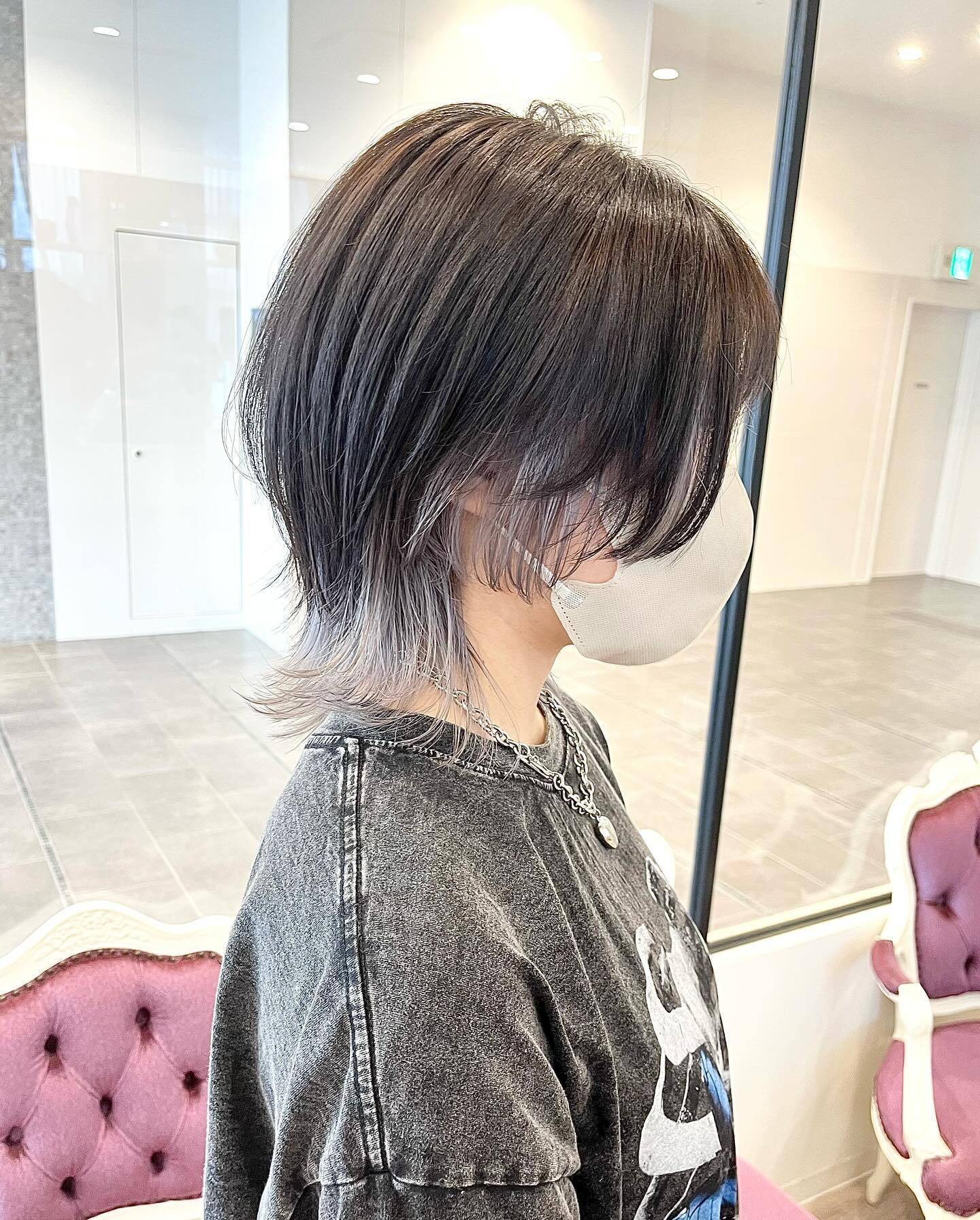 最火狼尾女士短发个性新潮流引领回头率新高度