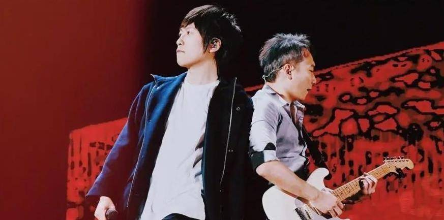 夺得金曲奖最佳乐团大奖的,是他们在第二张专辑中持续展现出的成功势