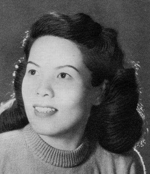 从小戏子到大明星,她的54年人生:父母不疼,丈夫不爱,养子不亲