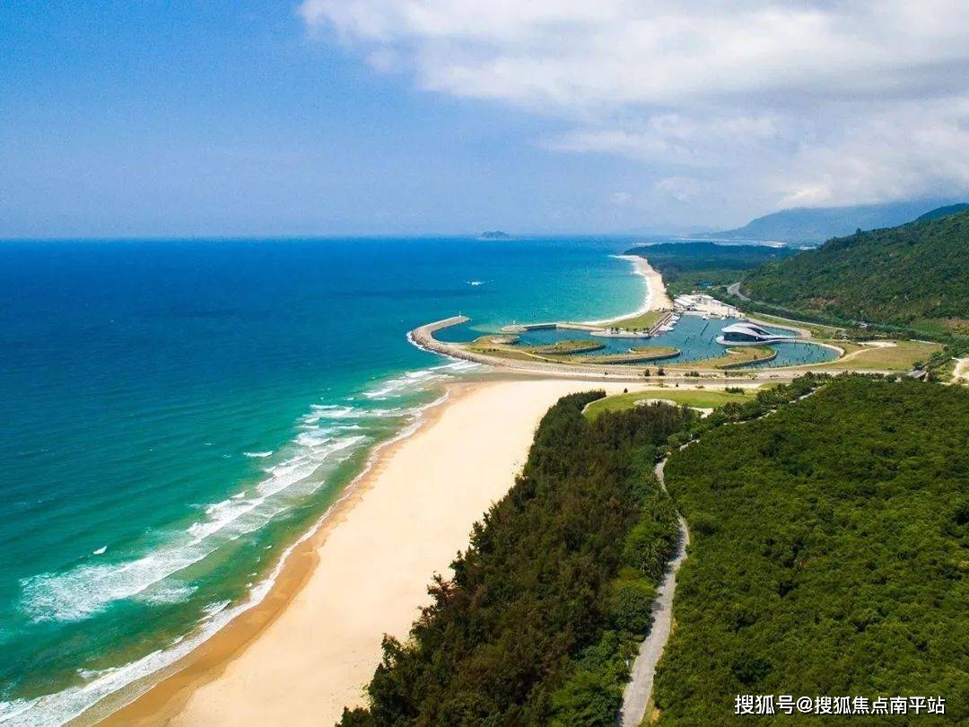 万宁东山羊,和乐蟹独占两席,与港北对虾,后安鲻鱼并称万宁四珍,大洲岛