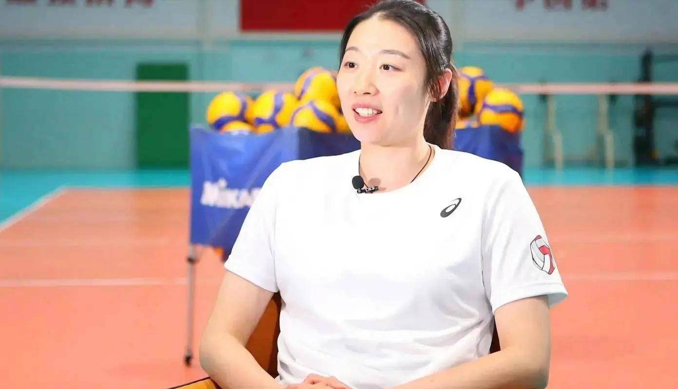 姚迪火速归队!_中国女排_比赛_队伍