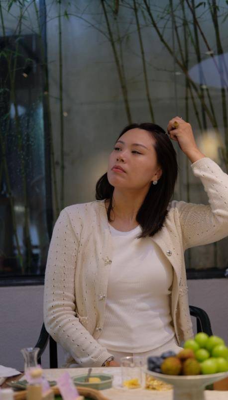 北京时间6月5日,女排传来李盈莹,曾春蕾,袁心玥,龚翔宇的消息