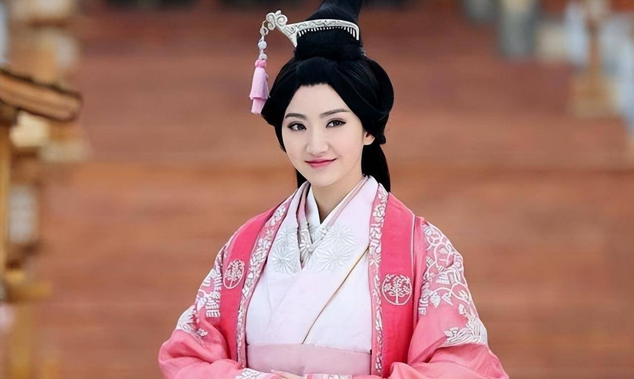 邓绥:19岁宫斗皇后,25岁拥立皇帝掌权16年,她的故事比甄嬛精彩