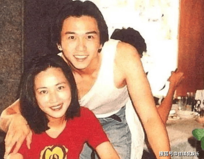 温兆伦:一生睡遍多名女星,结果却被名不见经传的赵庭"降服"了