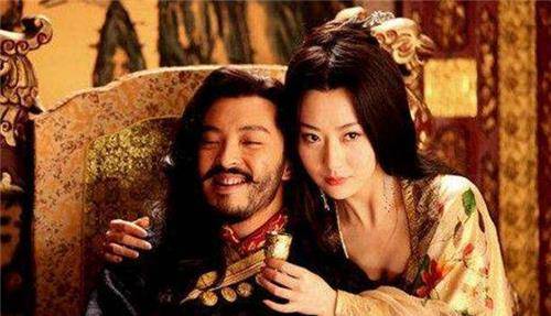 此国灭亡时,皇帝还在醒酒,士兵烂醉拿不动兵器,全国一半是酒鬼_陈叔宝