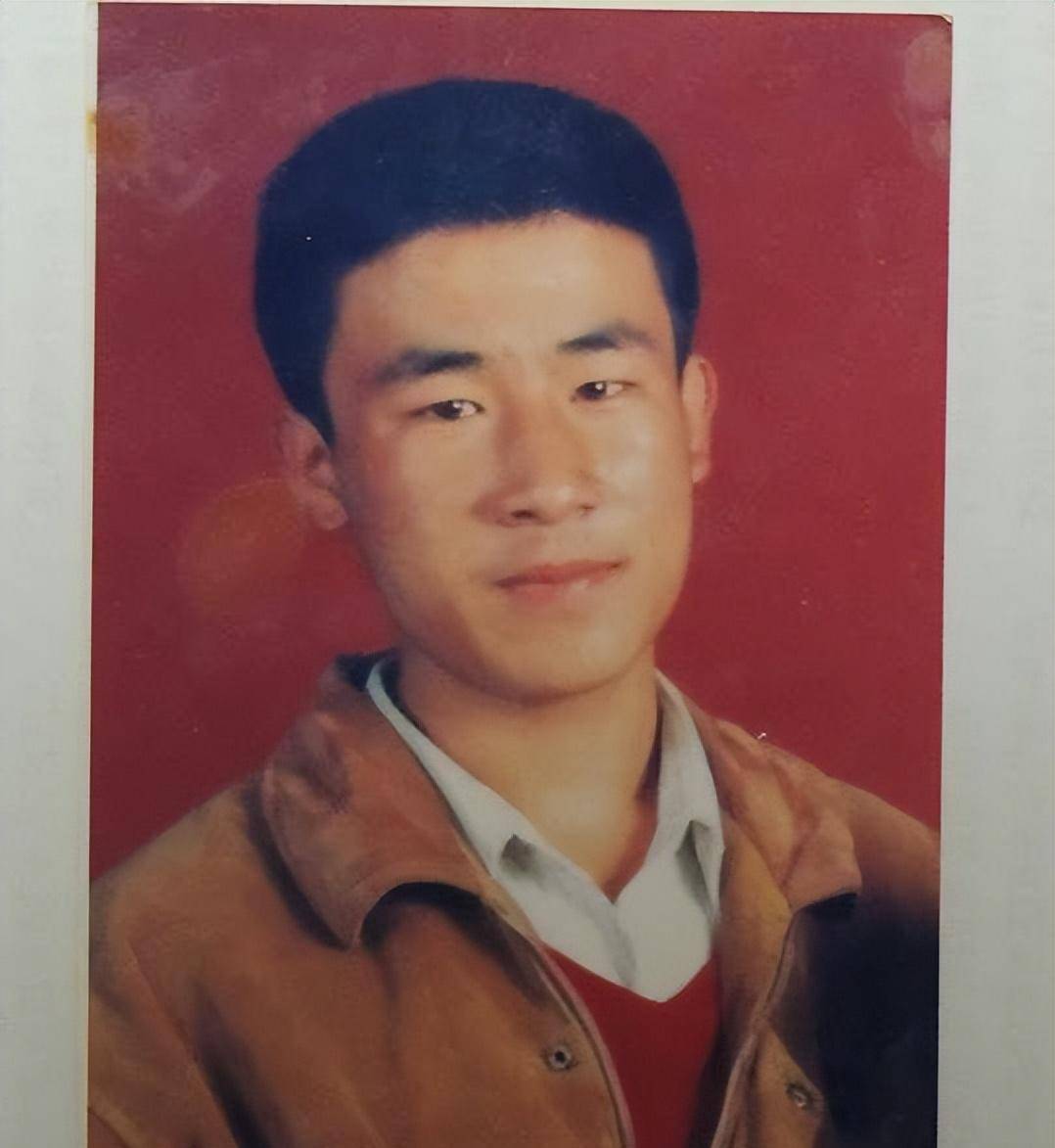 "呼格案"专案组长冯志明的双面人生:贪腐近4000万,被判18年