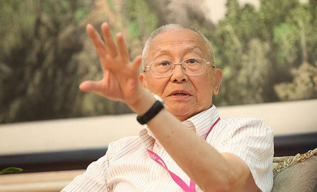 中国女排背后的关键推手:魏纪中的体育传奇