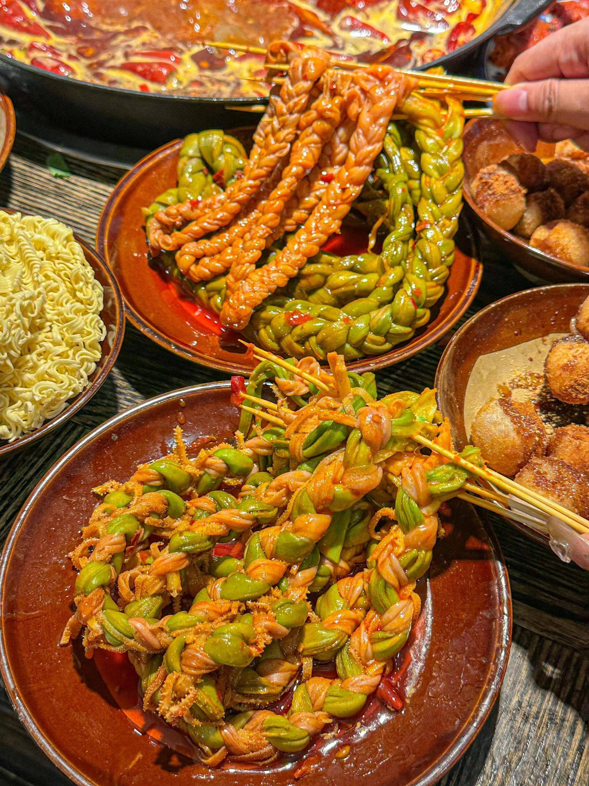 重庆旅游攻略,费用 住宿 美食 景点全攻略