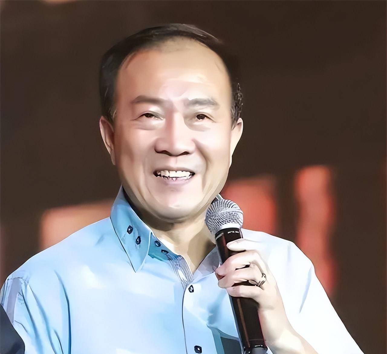 18年后再看袁茵,才知道她当年为何离开侯耀文,转身嫁给了戴志诚