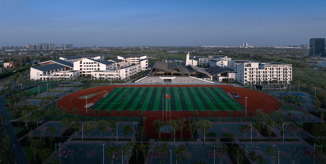 湖州市滨湖高级中学