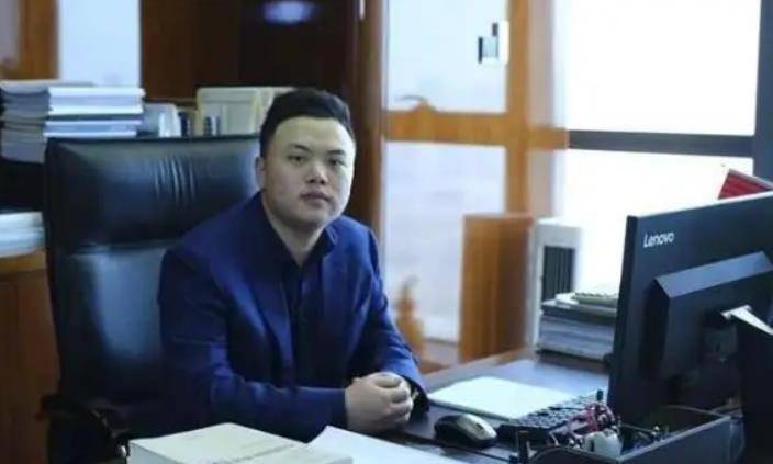 香港女富豪纪凯婷,30岁时家族资产500亿,爱上农村出身的姚尚坤