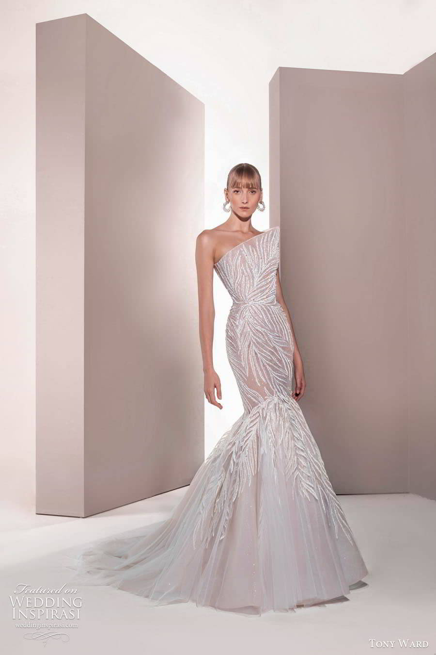 tony ward la mariée 2025 "the pollen dance" 春季婚纱系列_礼服