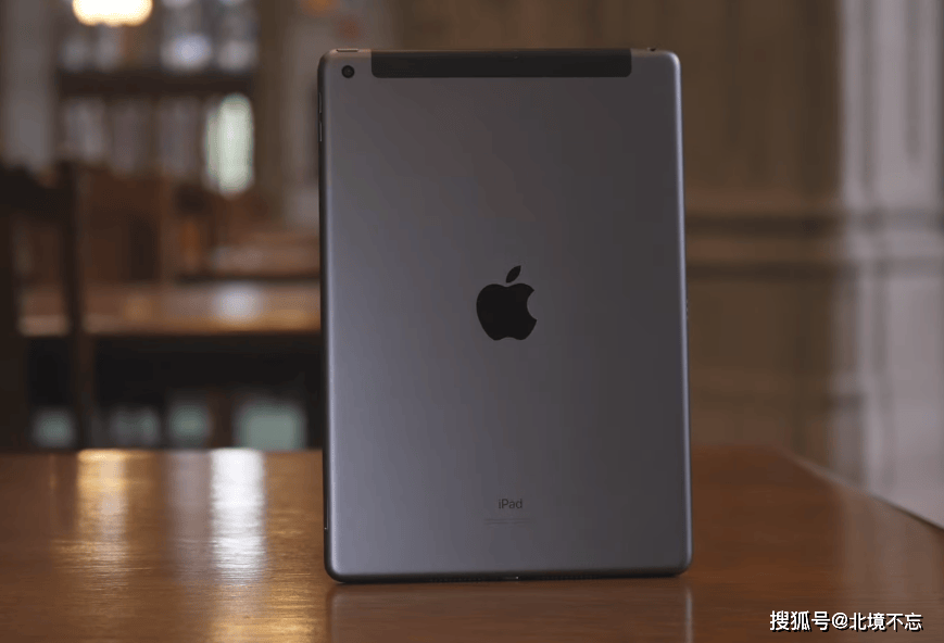 10.2英寸ipad仅需1799元,能用十年时间