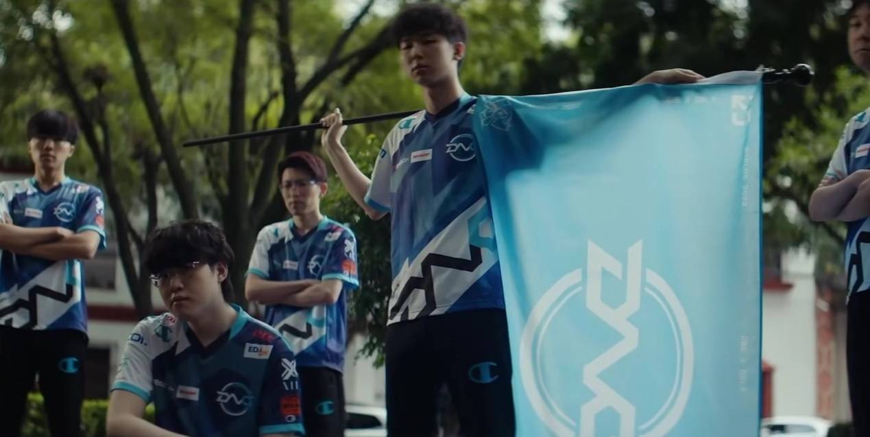 lol电子竞技这么多年的时间,出现了非常多的职业选手,这里面形形色色