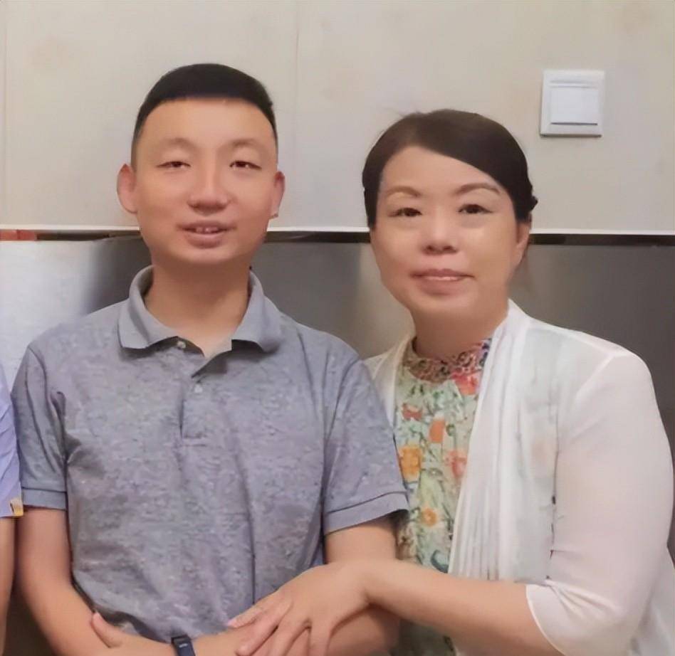 2020年江西小伙身患肝癌,母亲本想割肝救子,却意外找到亲生儿子_姚策