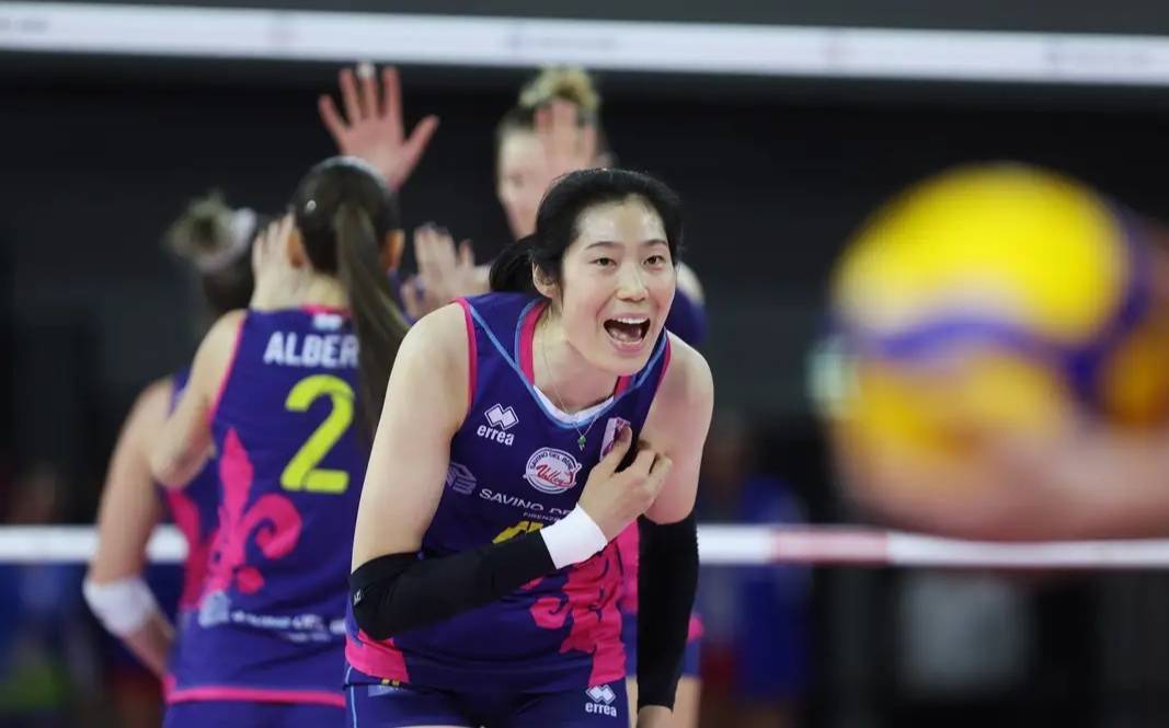 朱婷不配首发?李盈莹回答一针见血,惠若琪力挺,蔡斌该醒醒了