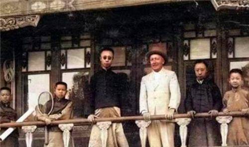 皇后婉容年轻时到底有多漂亮?看后这组绝版的彩色照,你就知道了