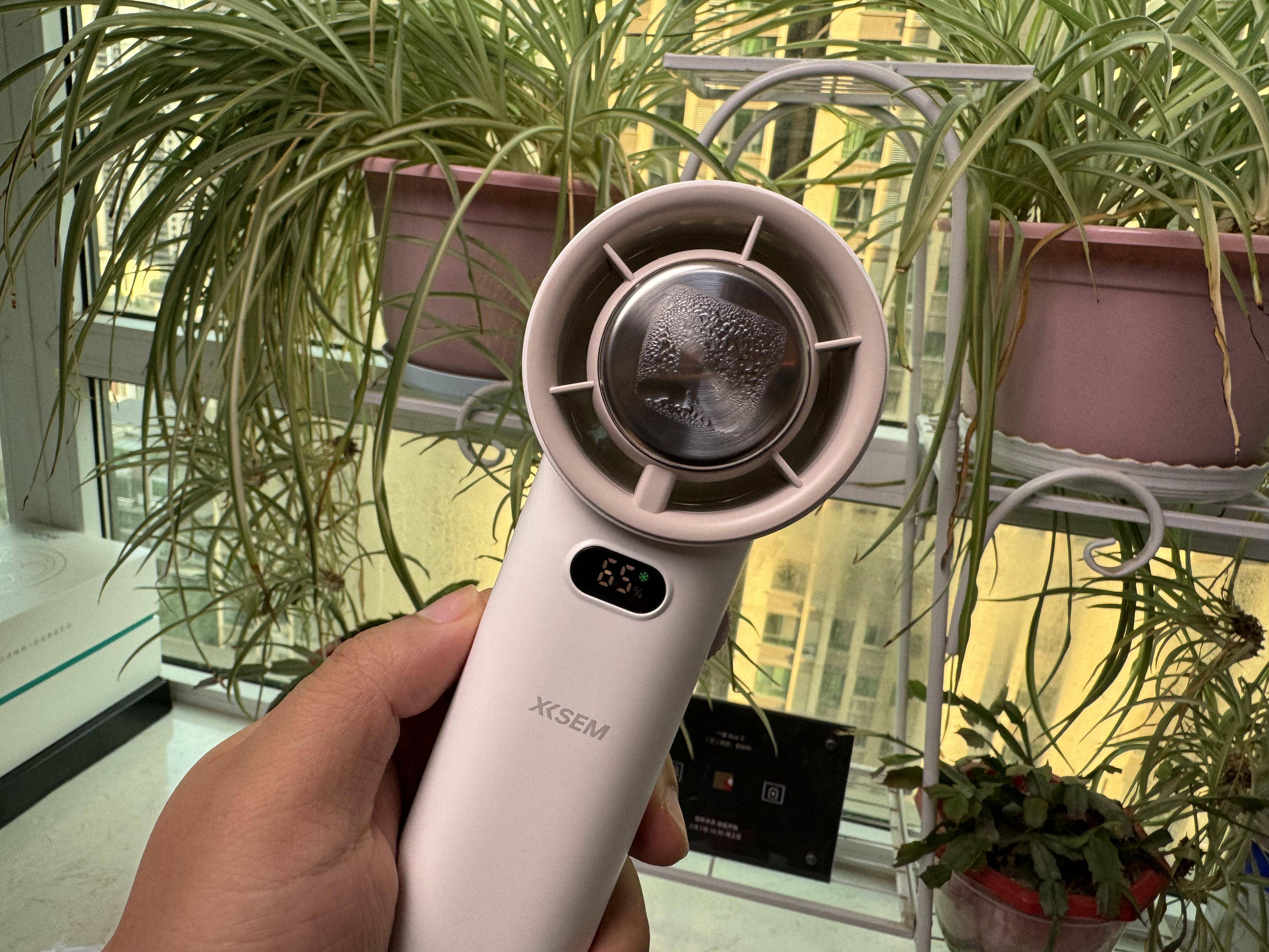 夏日必备神器:西圣Wind手持小风扇体验分享