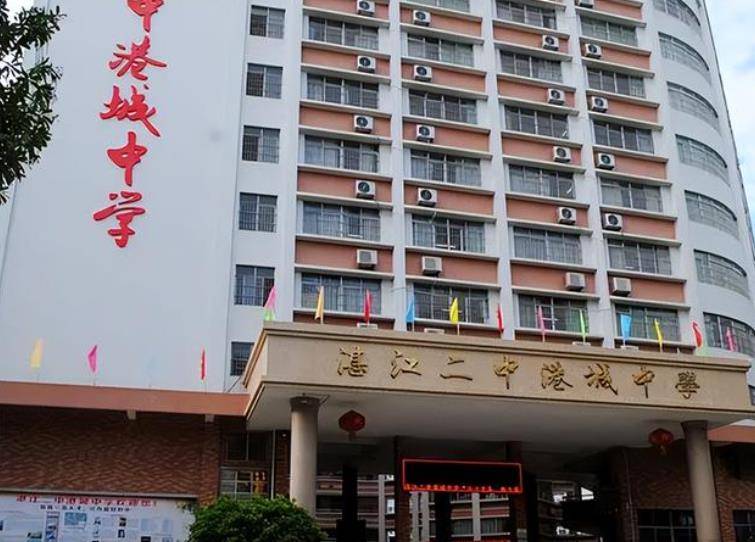 还记得那个1年读完小学,12岁考上浙大的广东女孩吗,现在怎样了